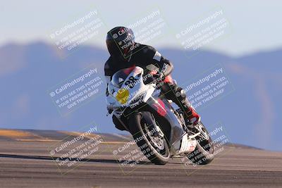 media/Nov-06-2023-Moto Forza (Mon) [[ce023d0744]]/4-Beginner Group/Session 5 (Turn 9)/